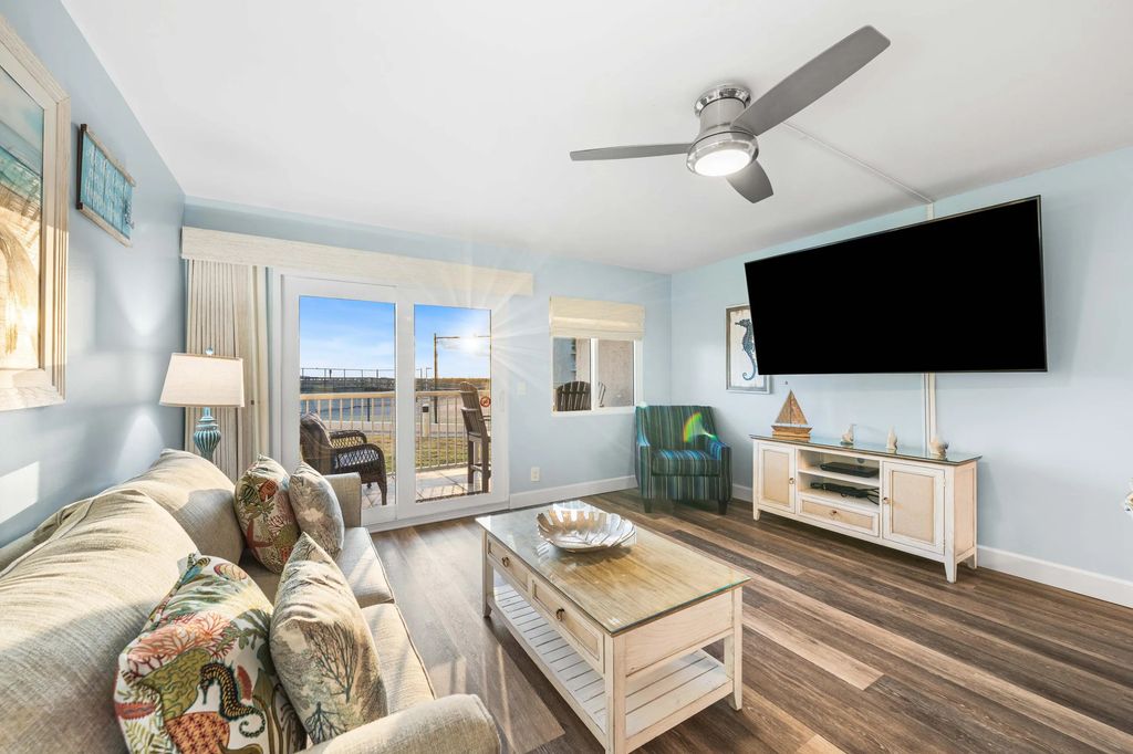 8 of 30 - 510 Gulf Shore Drive 117, Destin, FL