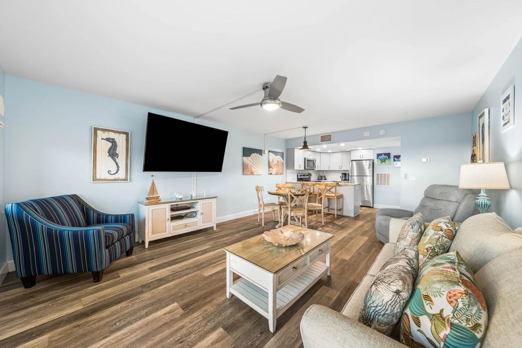 9 of 30 - 510 Gulf Shore Drive 117, Destin, FL
