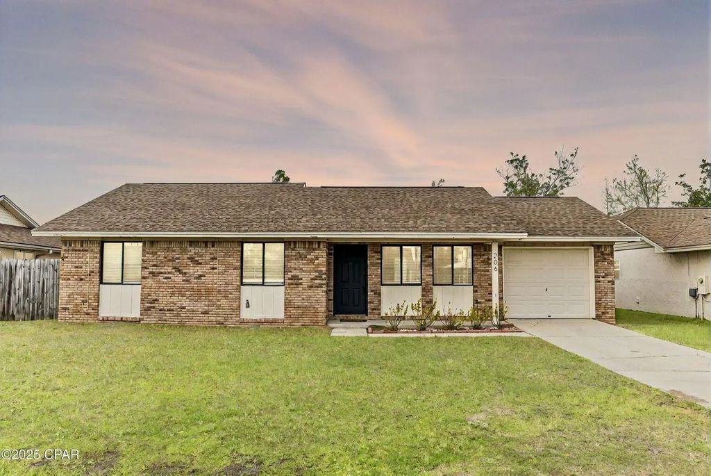 206 Acme Lane, Lynn Haven