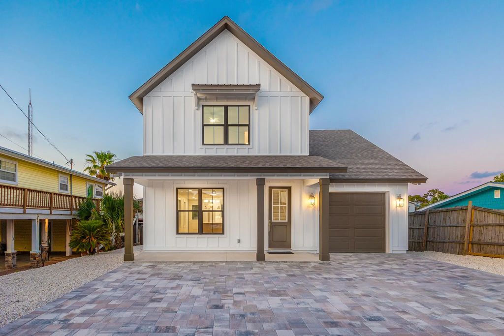 6424 Sunset Avenue, Panama City Beach