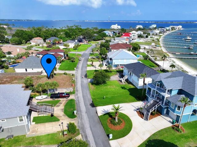 Photo of Listing #976945