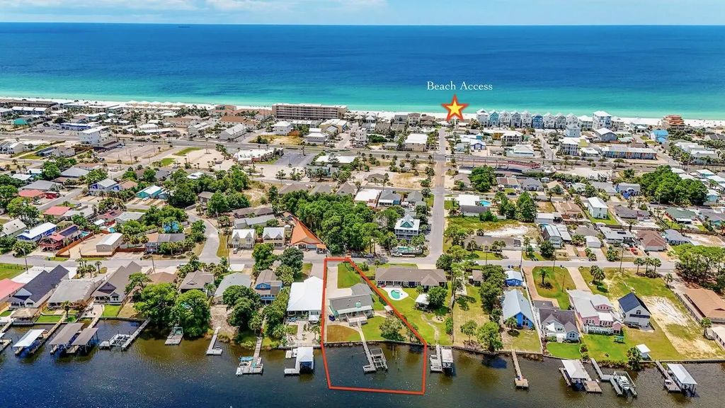 8234 S Lagoon Drive, Panama City Beach