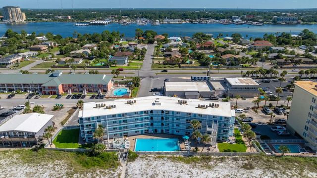 Photo of Listing #977244