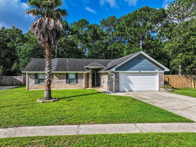 Photo of Listing #977780