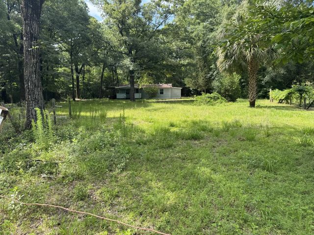 Photo of Listing #977635
