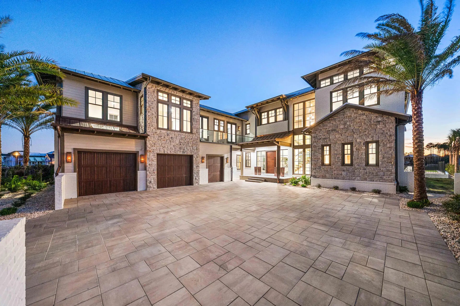 Photo of Listing #978705