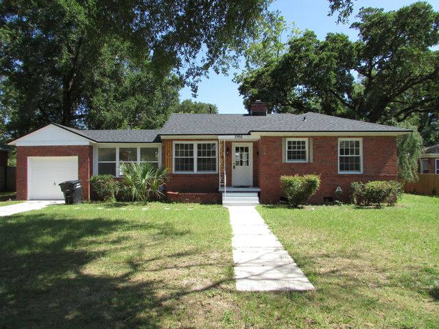Photo of Listing #978184