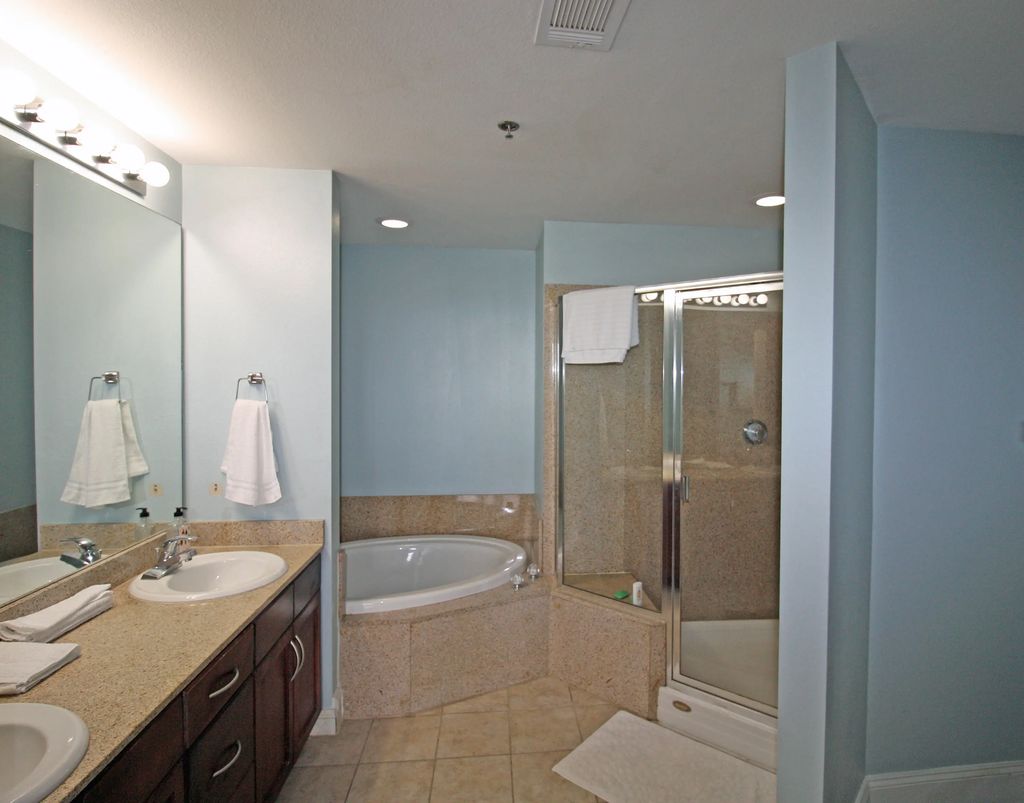 4 of 15 - 9902 S Thomas Drive Unit 1828, Panama City Beach, FL