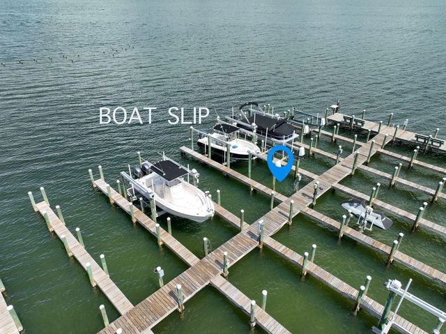 Photo of Listing #978435