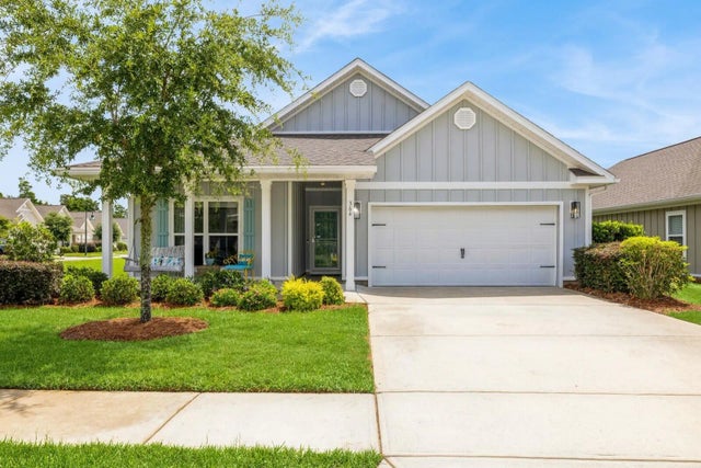 364 Lightning Bug Lane, Freeport