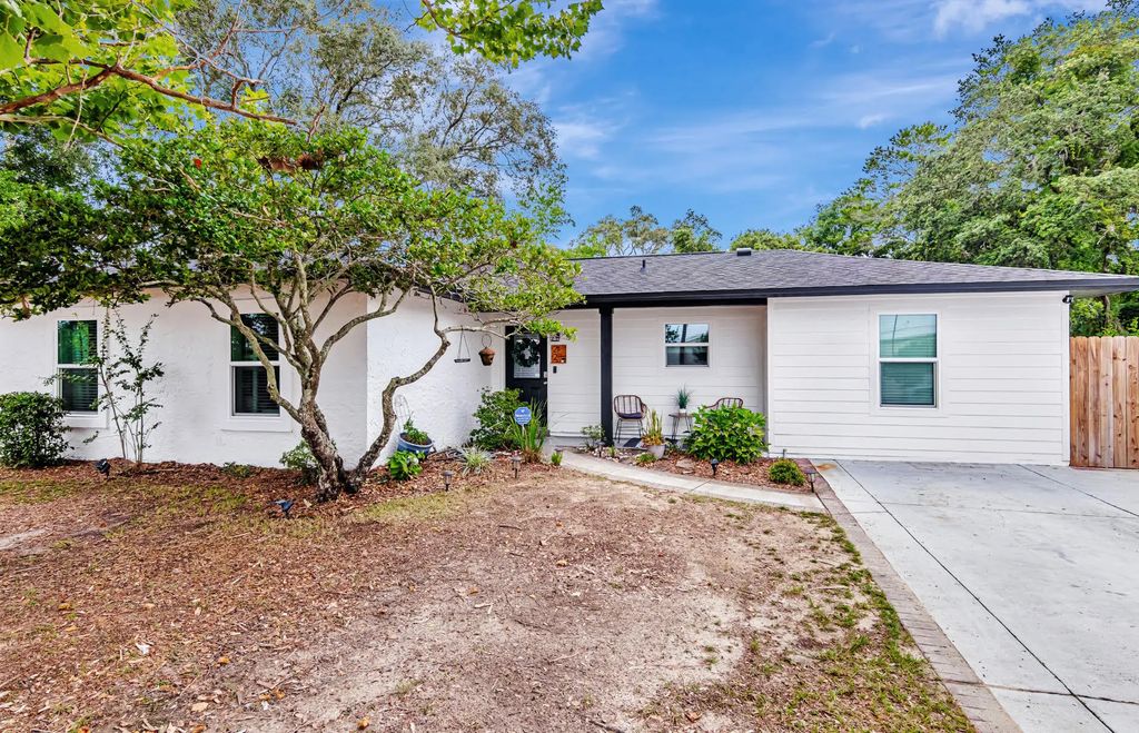 22 Nw Robinwood Drive, Fort Walton Beach