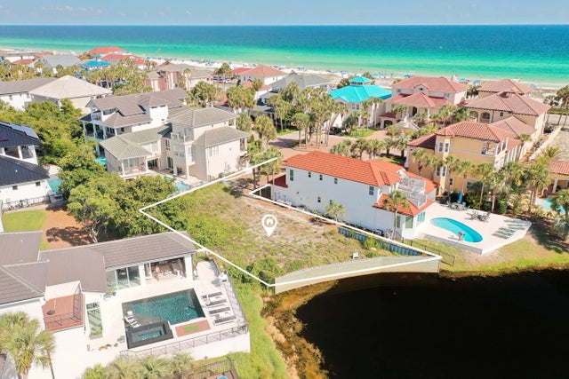 Photo of Listing #978861