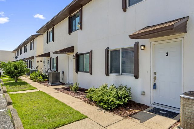Photo of Listing #979386