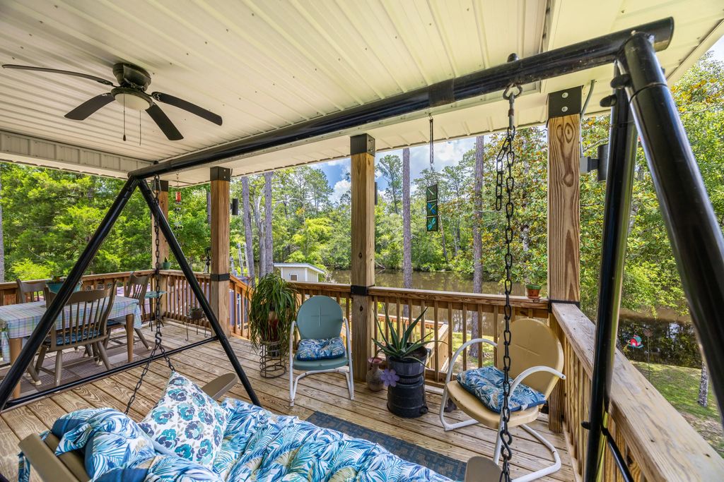 19 of 36 - 158 Johns Lane, Freeport, FL