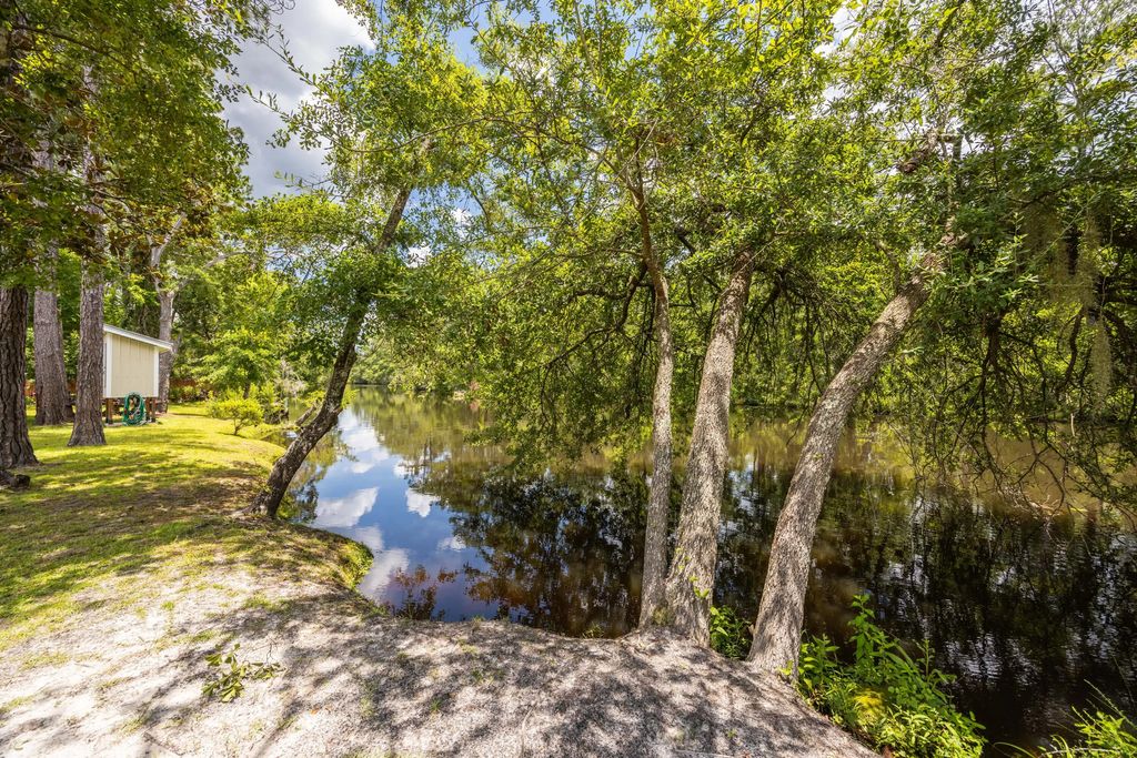 35 of 36 - 158 Johns Lane, Freeport, FL