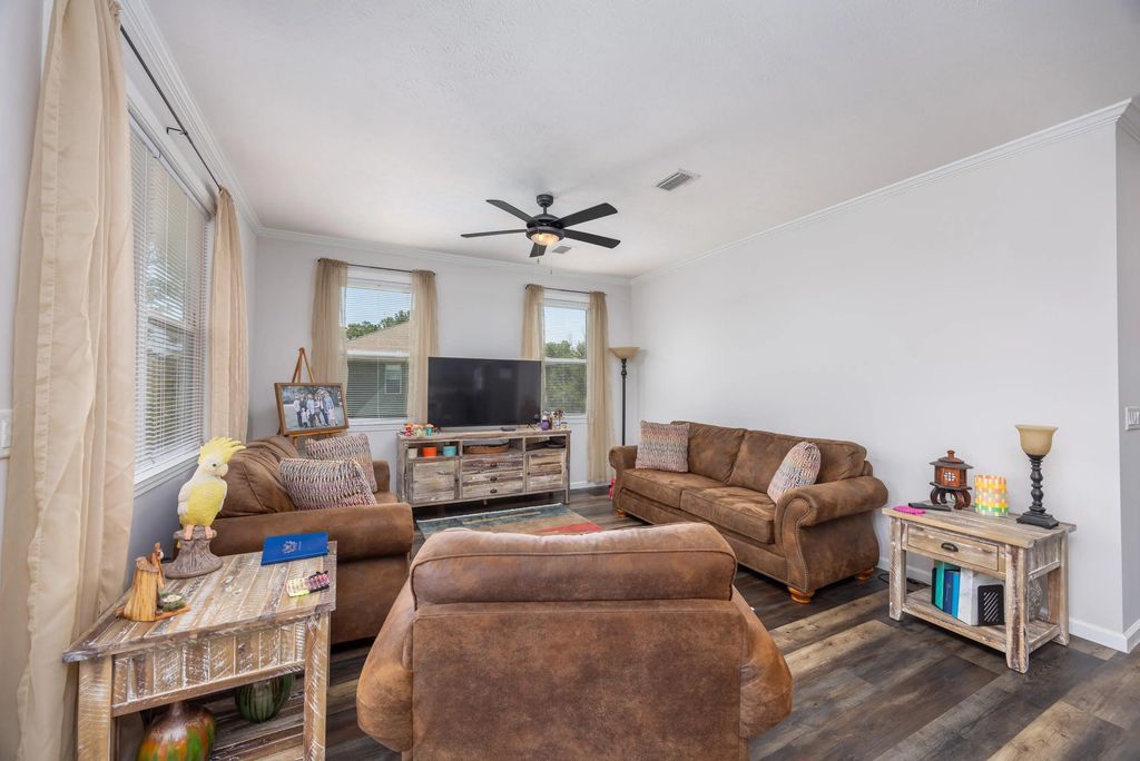 8 of 36 - 158 Johns Lane, Freeport, FL
