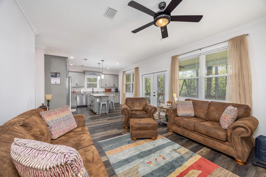 9 of 36 - 158 Johns Lane, Freeport, FL