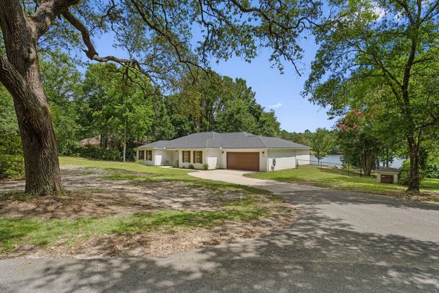 Photo of Listing #979077