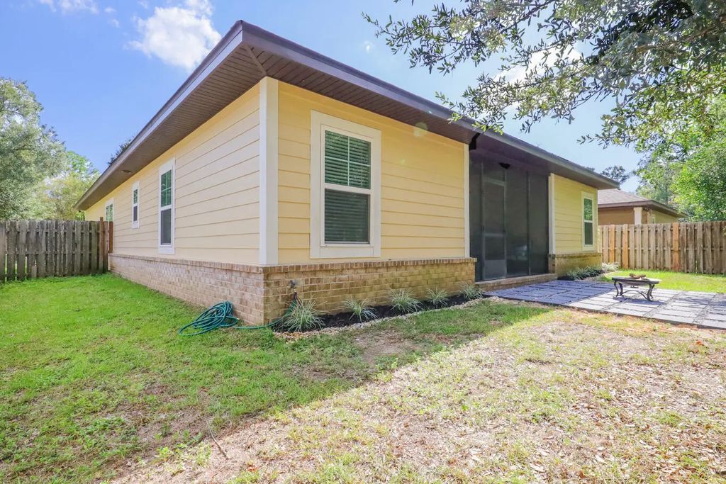 30 of 34 - 96 Benton Boulevard, Freeport, FL