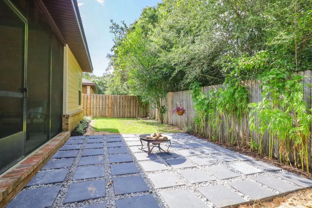 31 of 34 - 96 Benton Boulevard, Freeport, FL