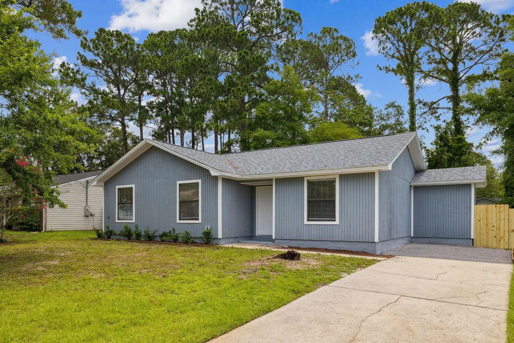 1907 Quince Avenue, Niceville