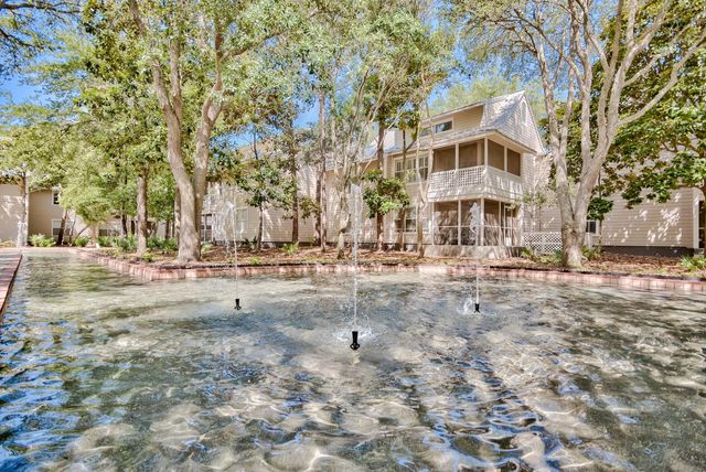 Photo of Listing #979833