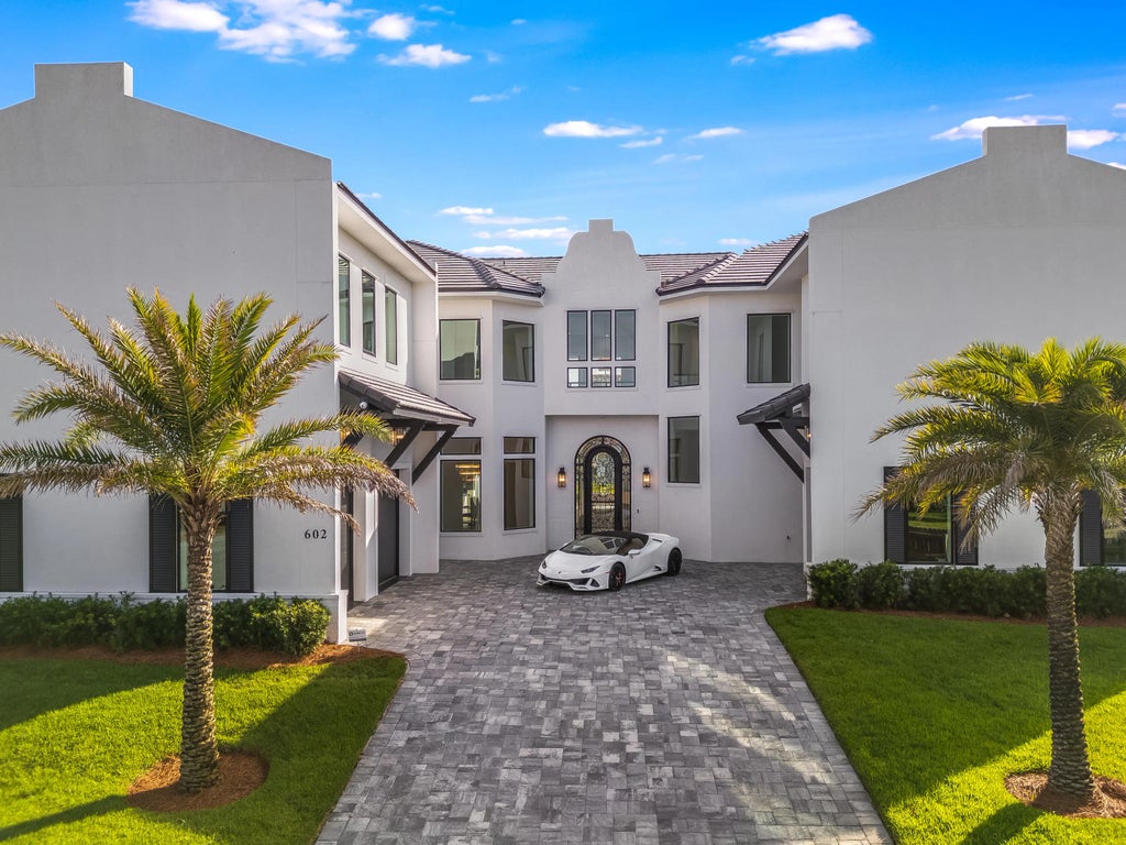602 Lagoon Dr Drive, Destin