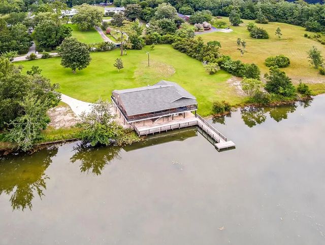 Photo of Listing #980227