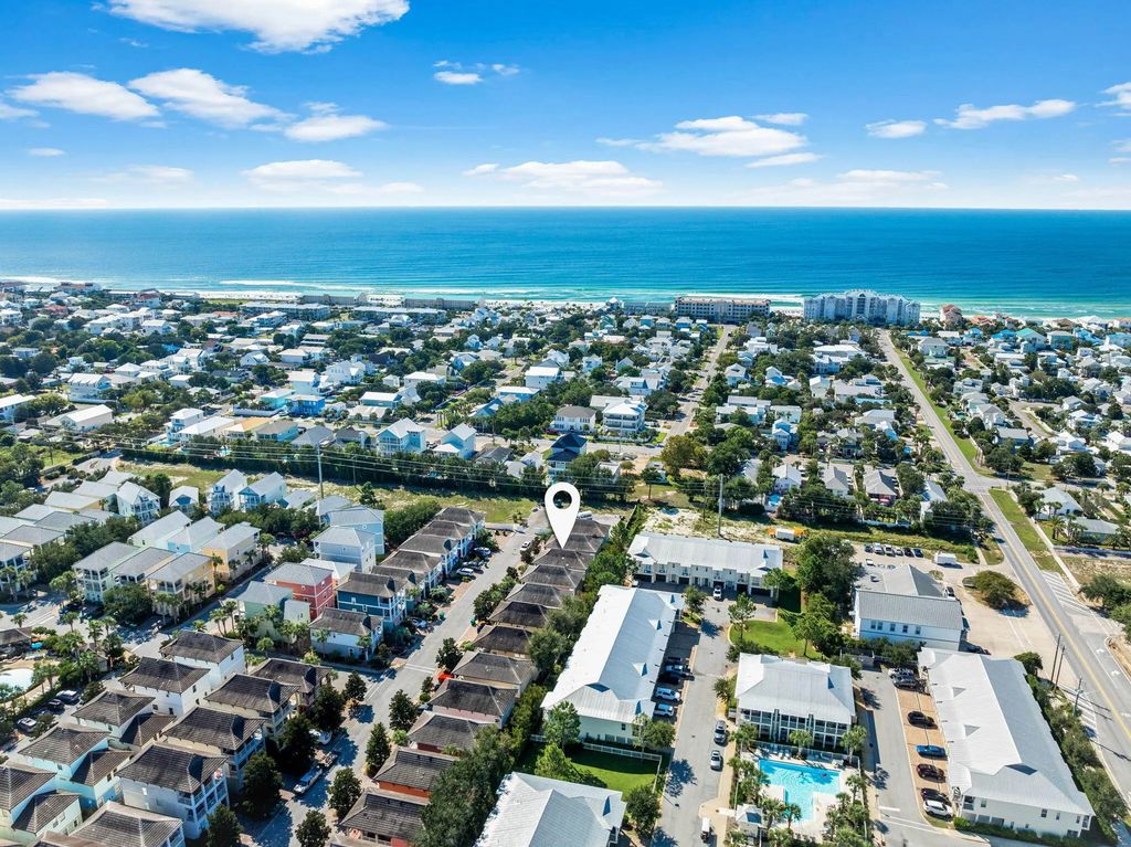204 Tahitian Way, Destin