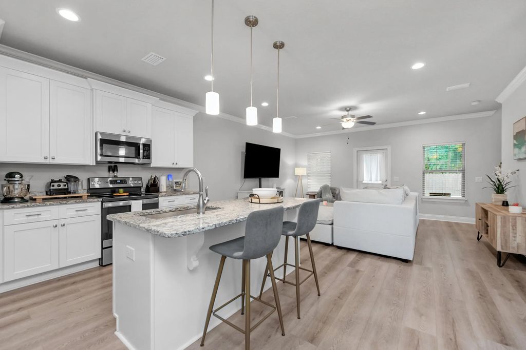 2275 Janet Street, Navarre