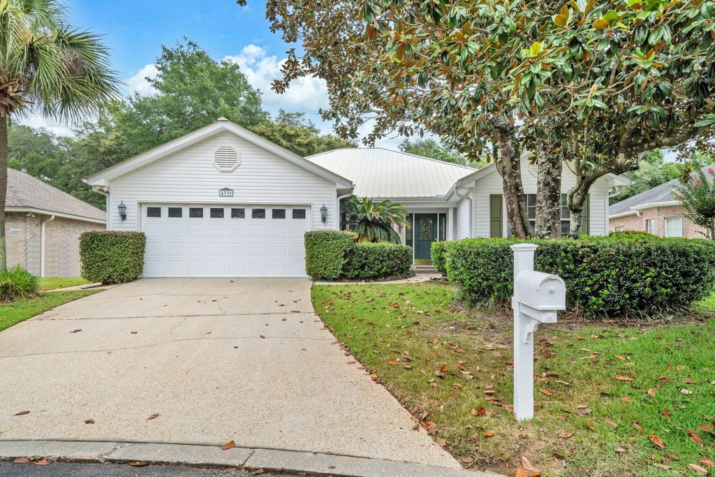 4339 Hidden Lakes Drive, Niceville