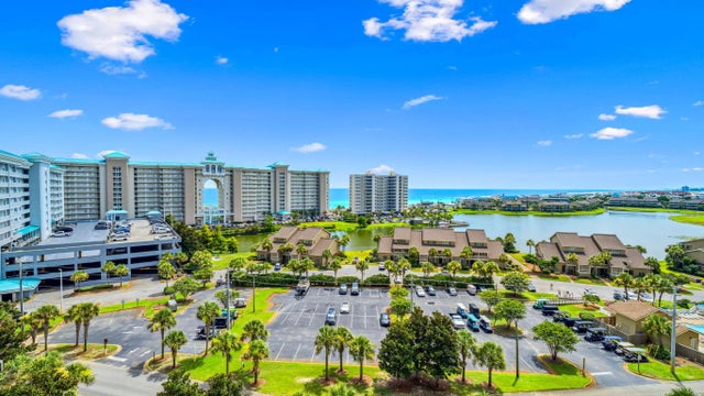 122 Seascape Drive Unit 902, Miramar Beach
