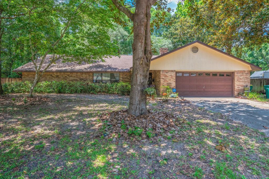 2435 Rocky Shores Drive, Niceville