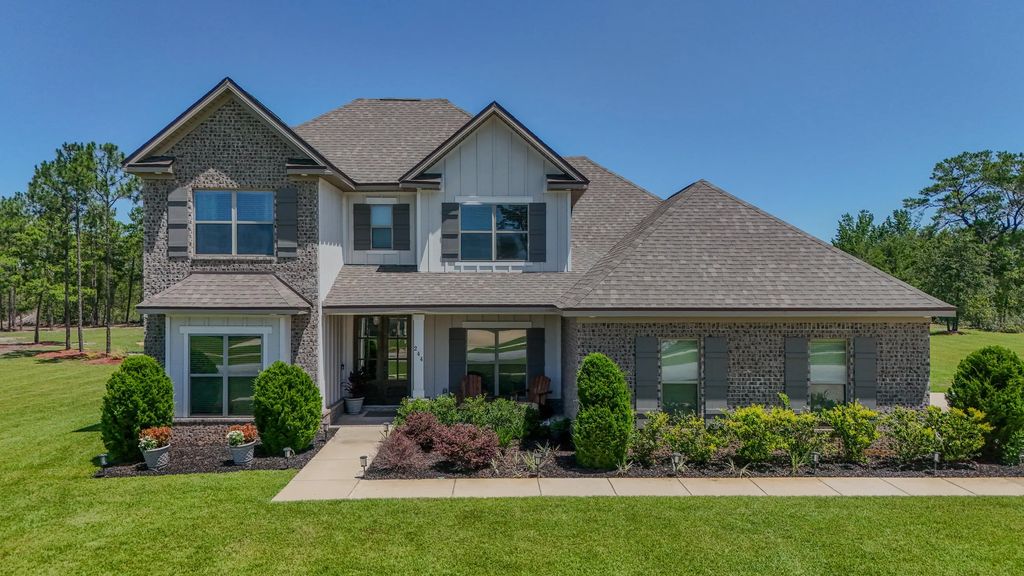 244 Coastal Breeze Drive, Freeport