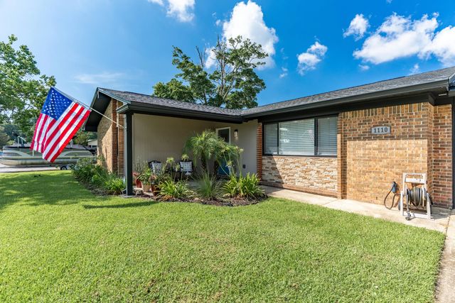 Photo of Listing #980556