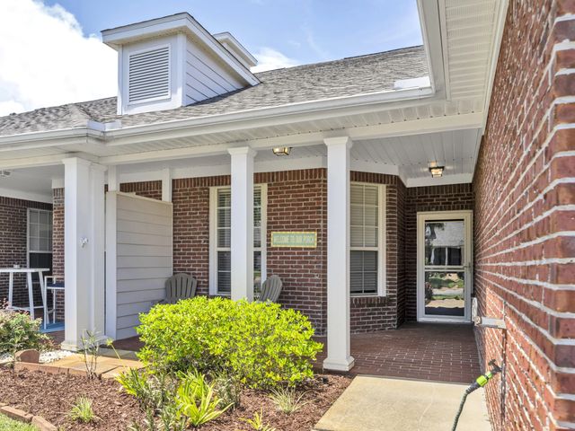 Photo of Listing #980906