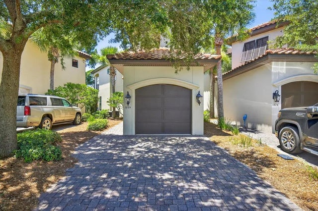 Photo of Listing #980708