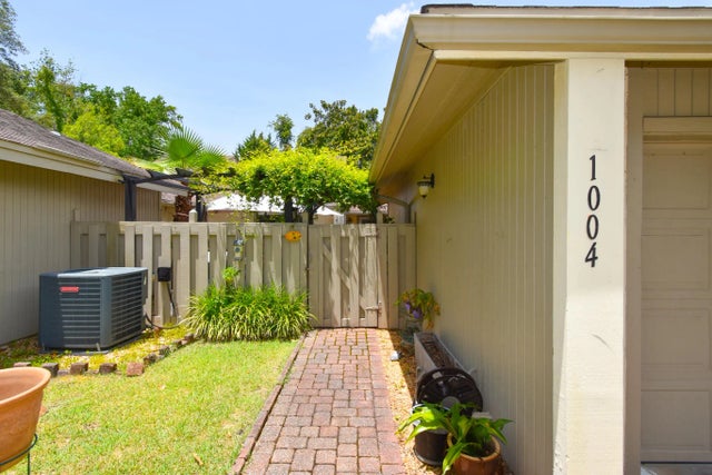 700 Bay Drive 1004, Niceville