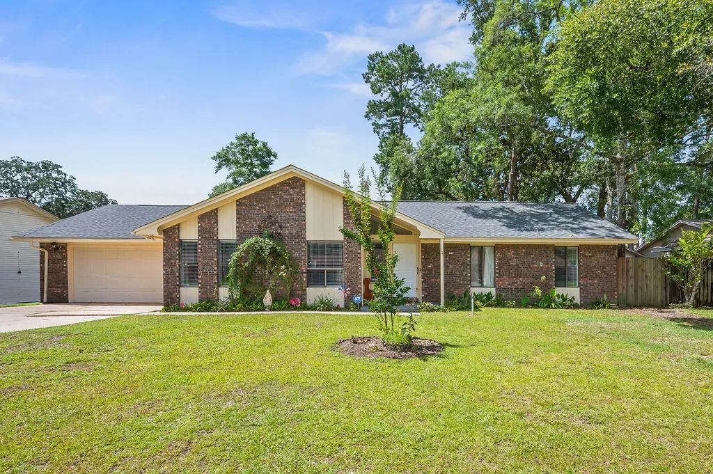 1016 Darlington Oak Drive, Niceville