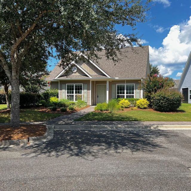 Photo of Listing #980782
