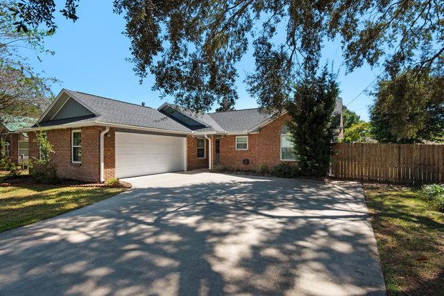 Photo of Listing #986130