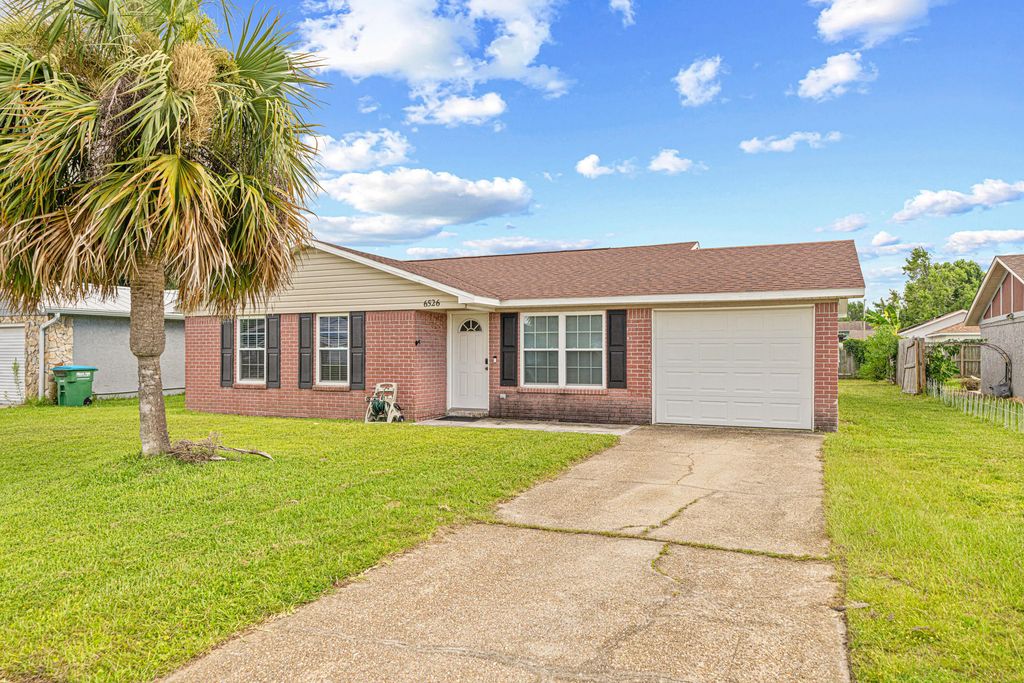 6526 Lance Street, Panama City
