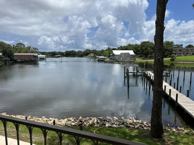 Photo of Listing #982070