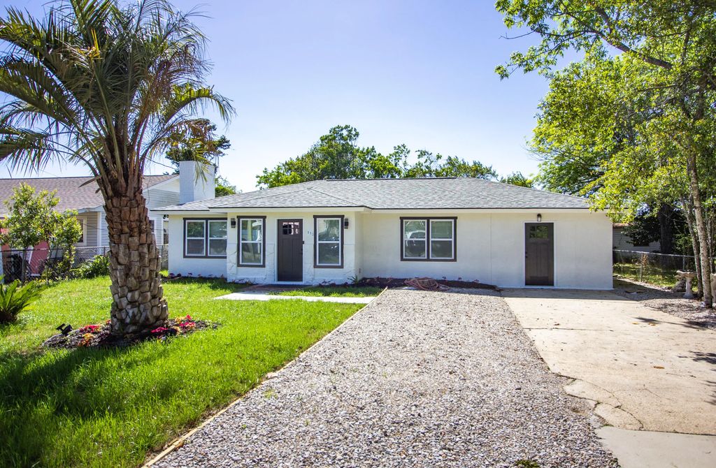 132 N Wells Street, Panama City Beach
