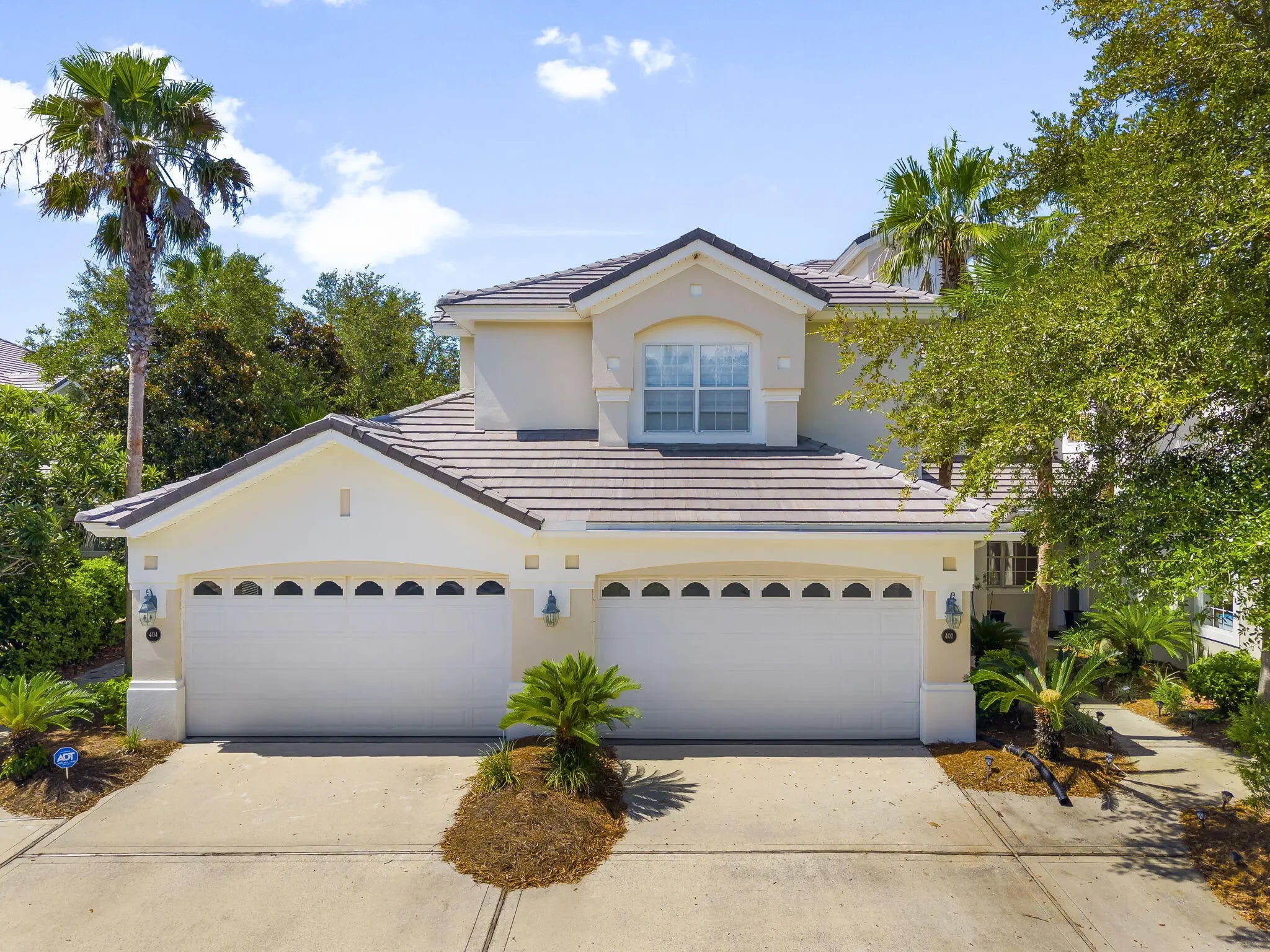 Photo of Listing #981345