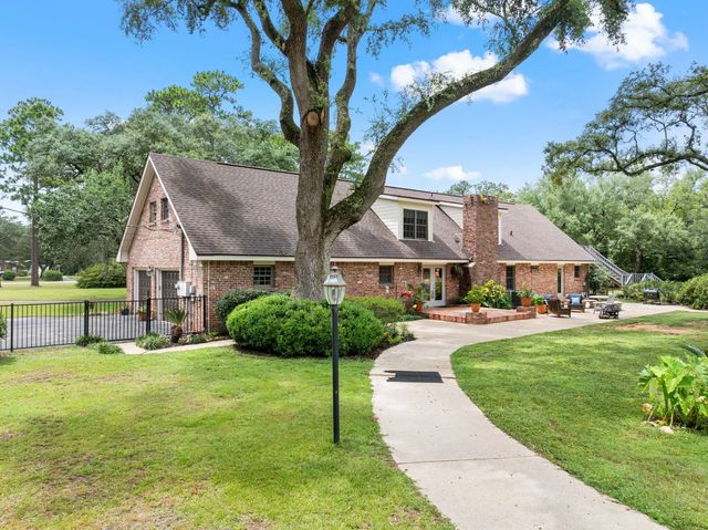 Photo of Listing #981351