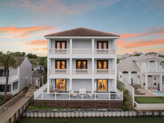 Photo of Listing #981271