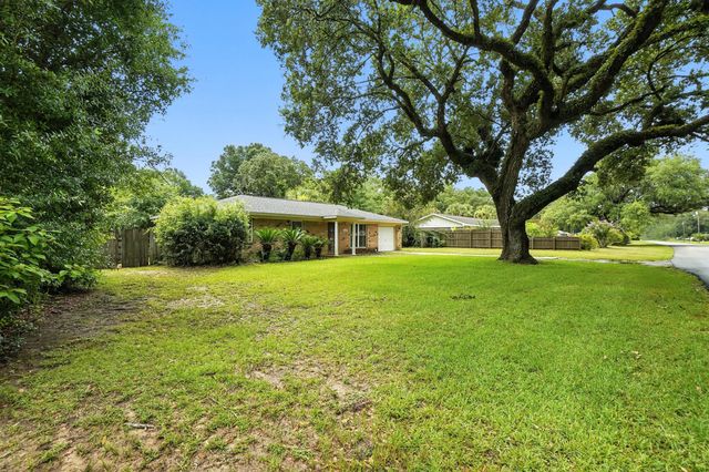 Photo of Listing #981284