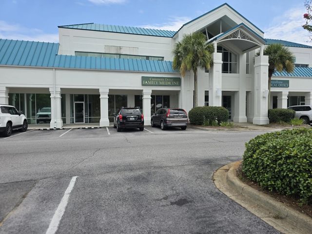 Photo of Listing #981785