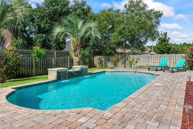 Photo of Listing #981539